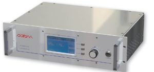 Générateur micro-ondes à semi-conducteurs 450 W, 2450 MHz, refroidi par eau, fréquence variable, réglage automatique